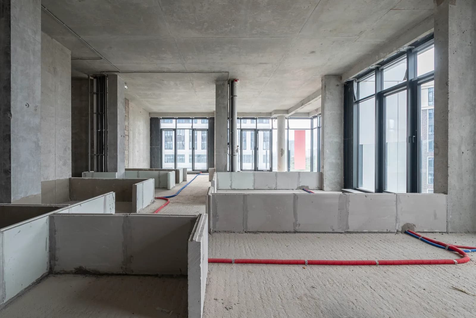 4-комнатная квартира 100 м² в ЖК «West Garden» — фото 2