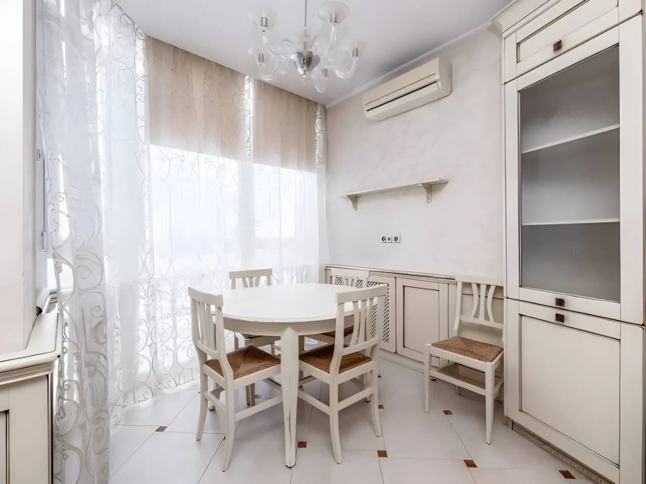 5-комнатная квартира 169 м² в ЖК «Шуваловский» — фото 1