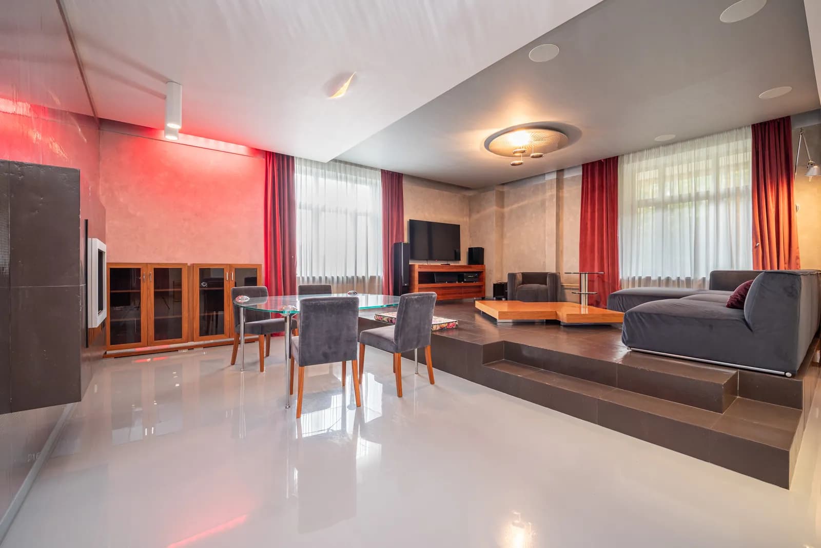 3-комнатная квартира 136,6 м² в ЖК «Шуваловский» — фото 1