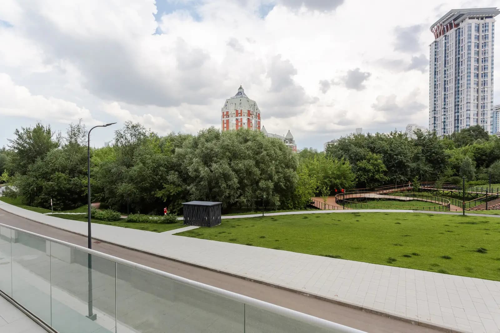 2-комнатная квартира 51 м² в ЖК «West Garden» — фото 10