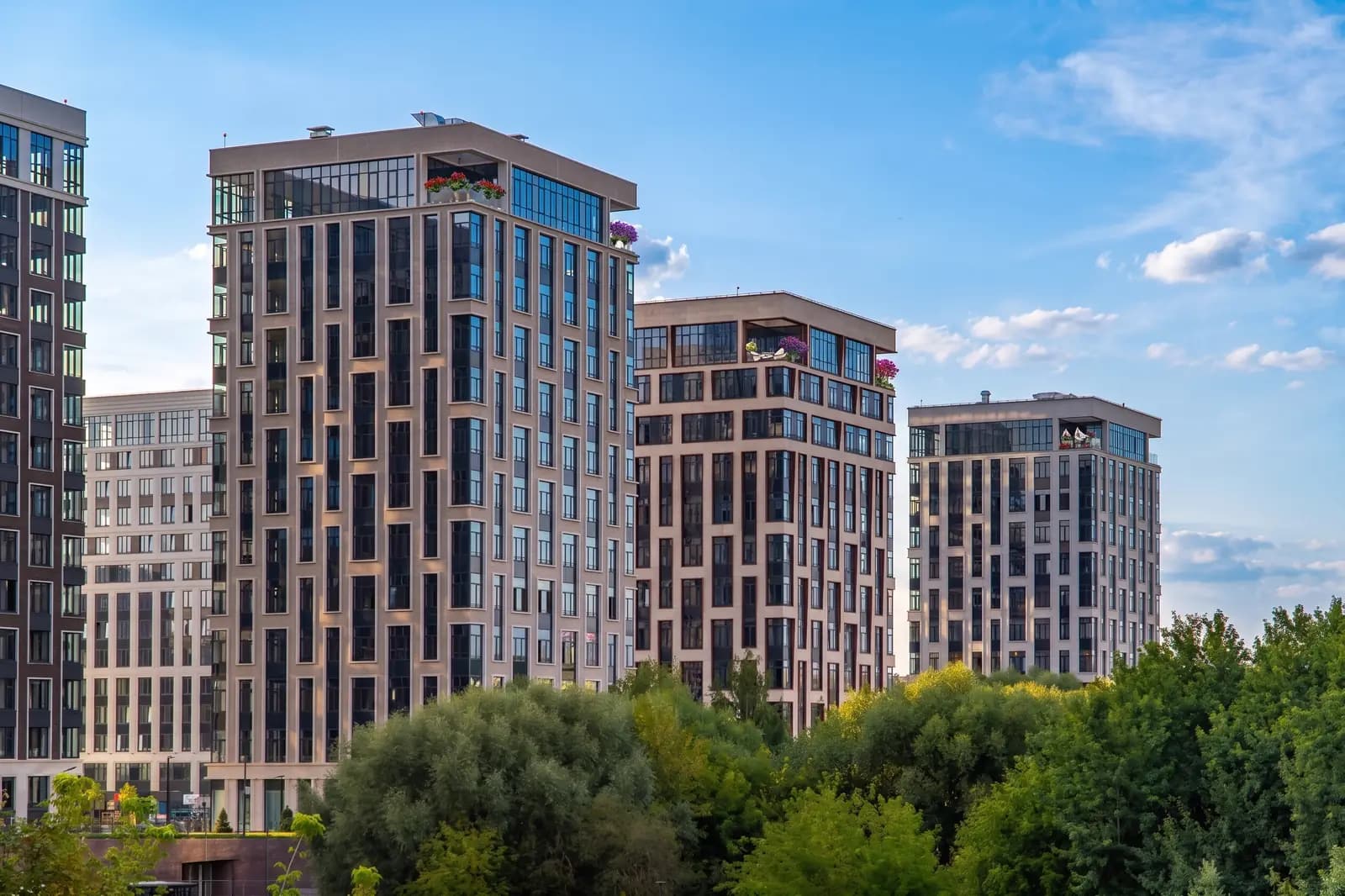 ЖК «West Garden» — жилой комплекс в районе Раменки